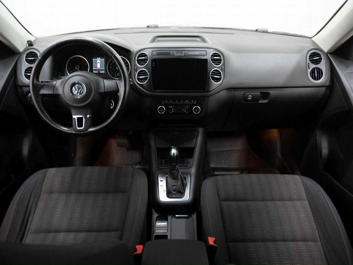 Volkswagen Tiguan б/у, 2012, Автоматическая. Фото: #12