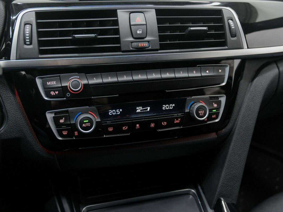 БМВ 3 серии б/у, 2017, Автоматическая. Фото: #26