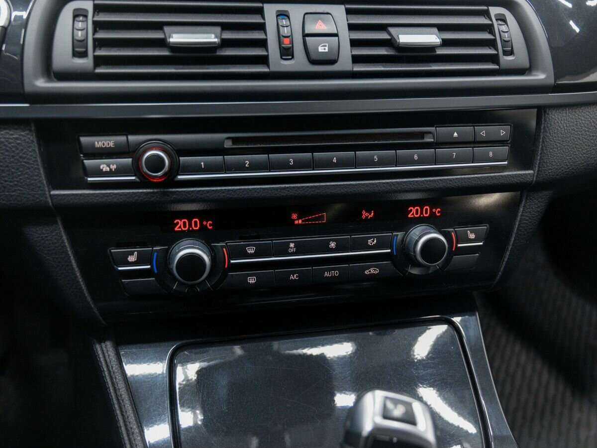 БМВ 5 серии б/у, 2013, Автоматическая. Фото: #21