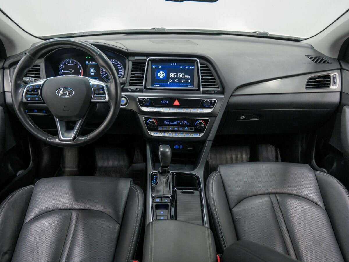 Hyundai Sonata б/у, 2017, Автоматическая. Фото: #14