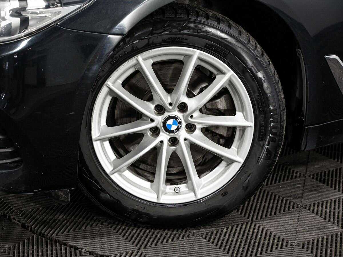 БМВ 5 серии б/у, 2018, Автоматическая. Фото: #6