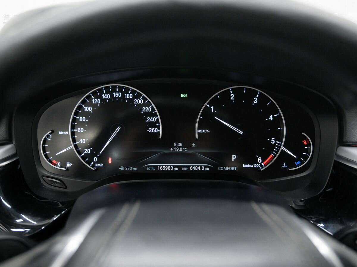 БМВ 5 серии б/у, 2018, Автоматическая. Фото: #25