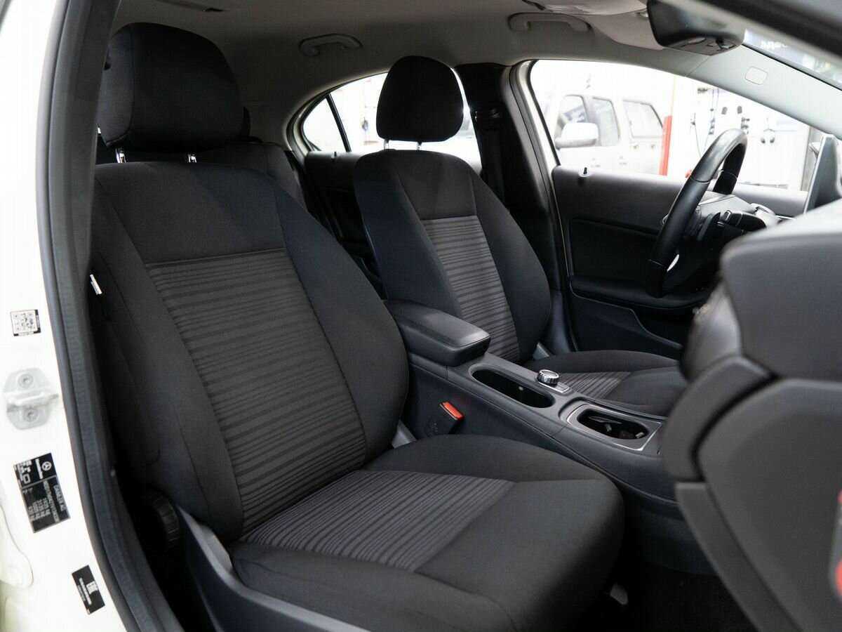 Mercedes-Benz A-Класс б/у, 2016, Роботизированная. Фото: #8