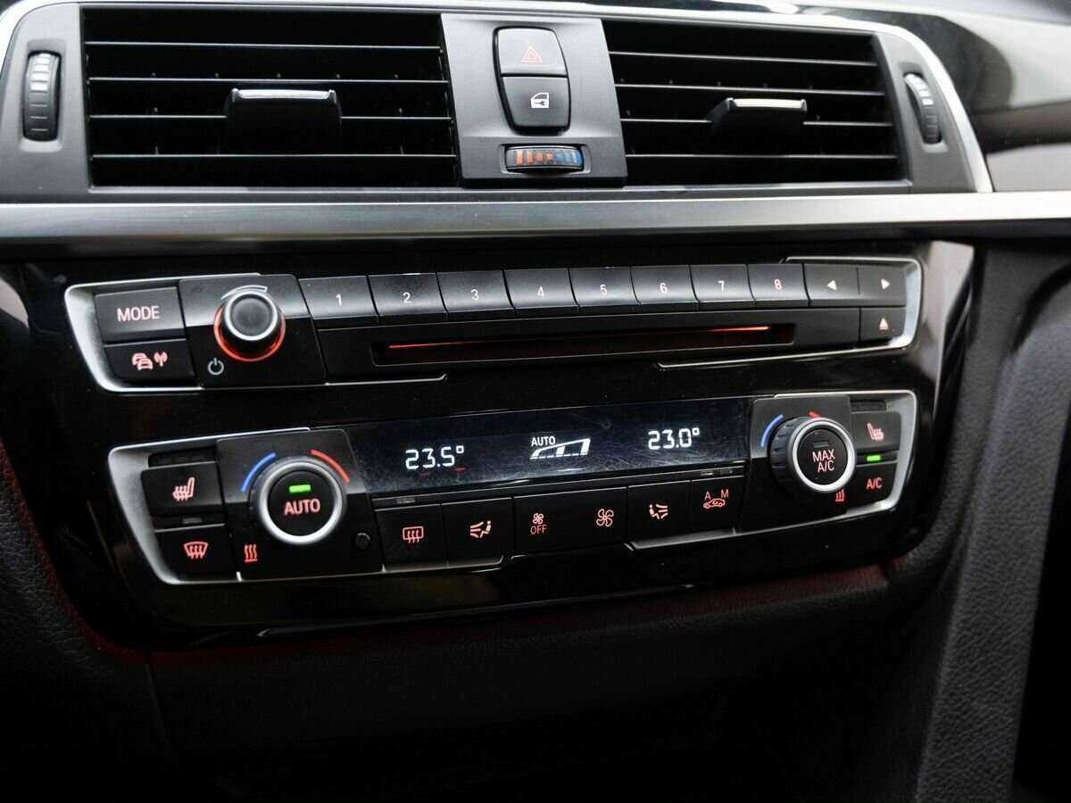 БМВ 3 серии б/у, 2016, Автоматическая. Фото: #20