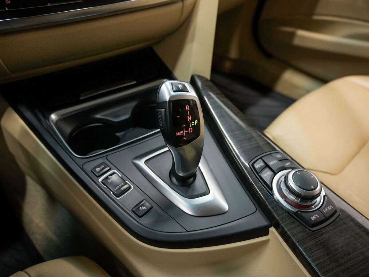 БМВ 3 серии б/у, 2012, Автоматическая. Фото: #13