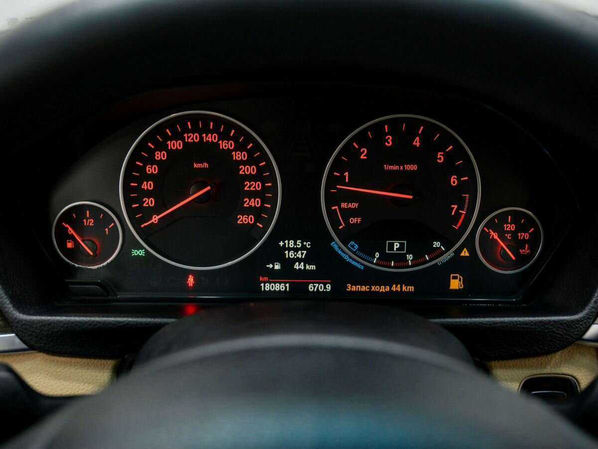 БМВ 3 серии б/у, 2012, Автоматическая. Фото: #18