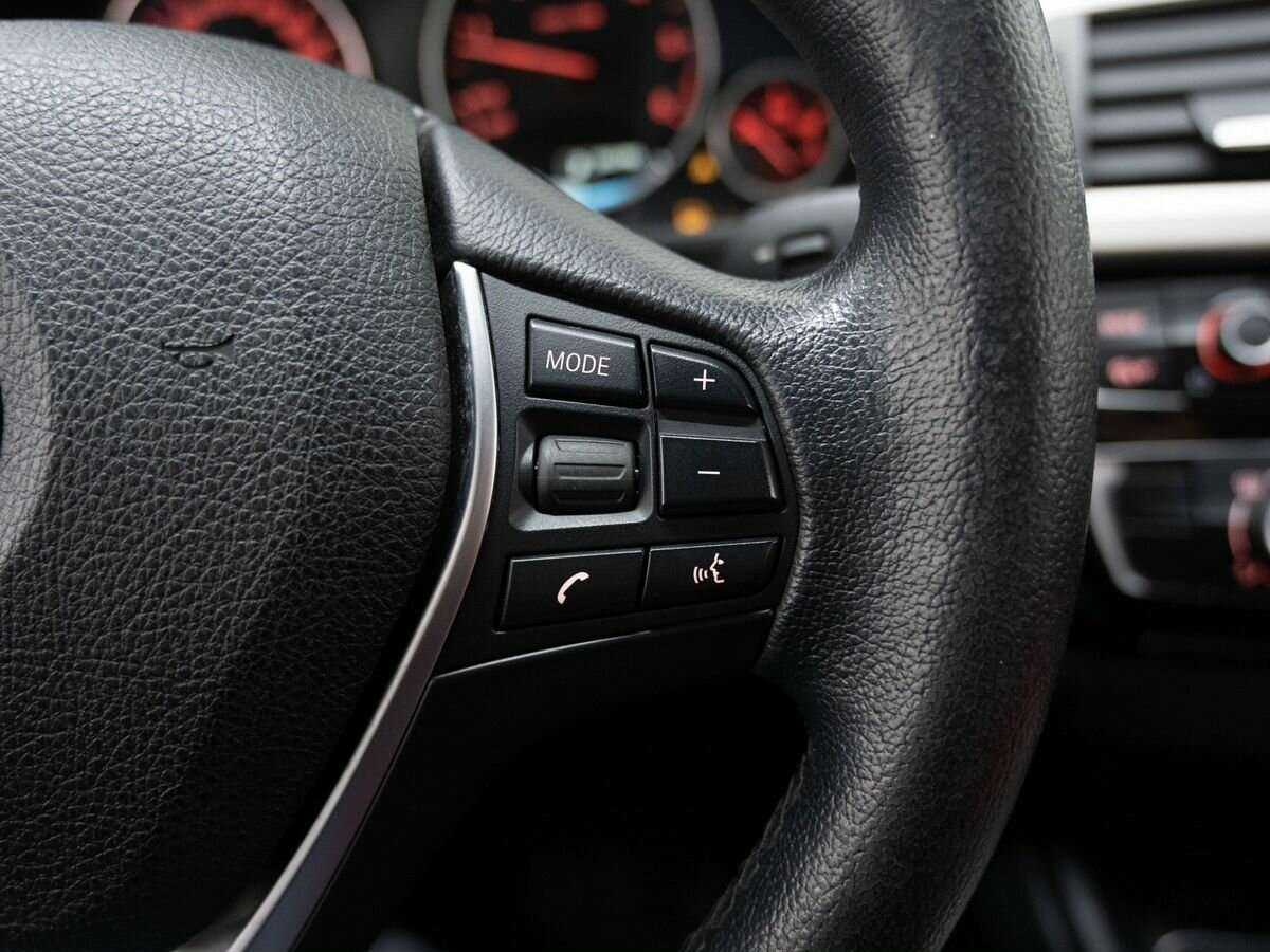 БМВ 3 серии б/у, 2015, Автоматическая. Фото: #16