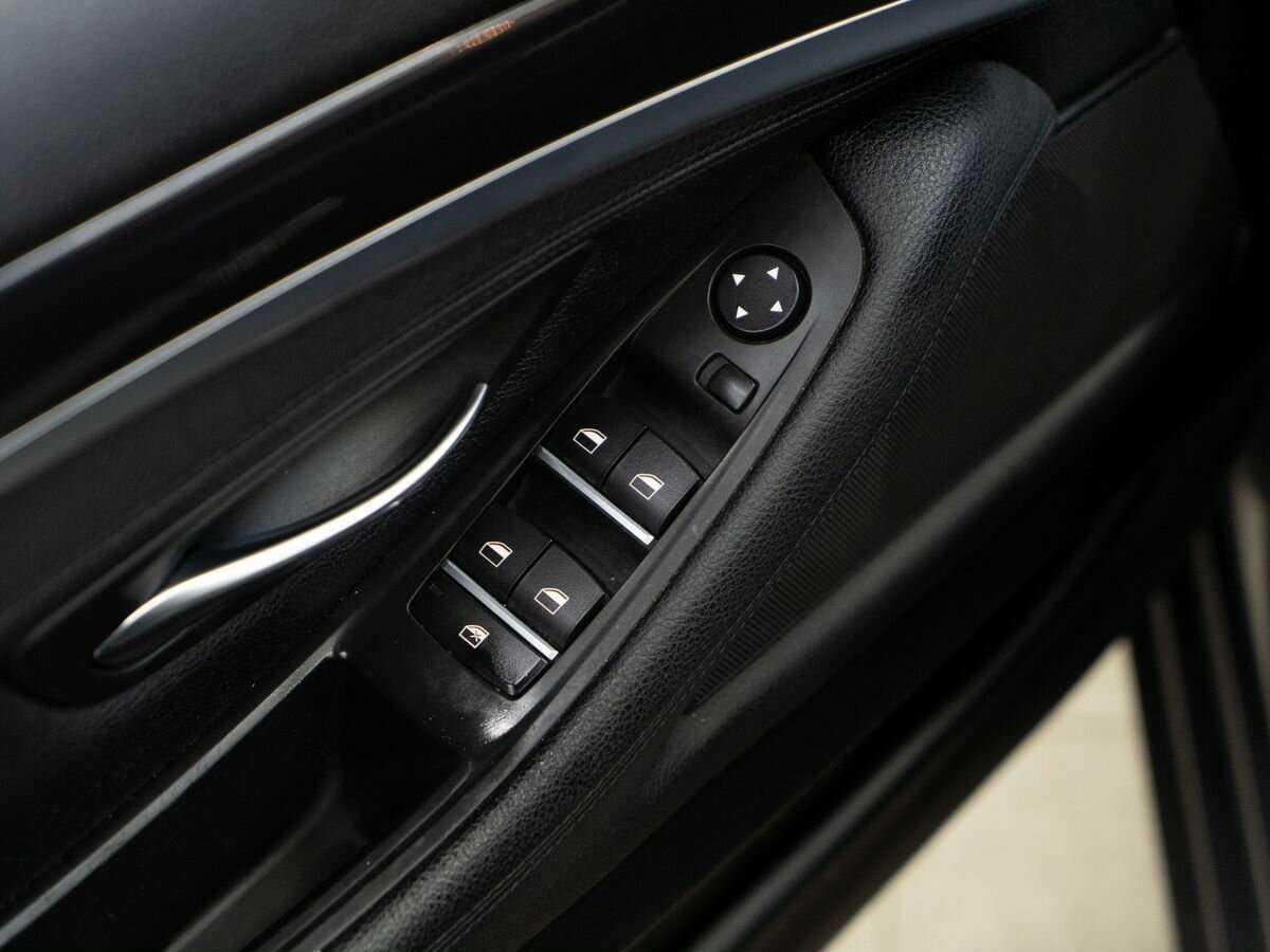 БМВ 5 серии б/у, 2014, Автоматическая. Фото: #13