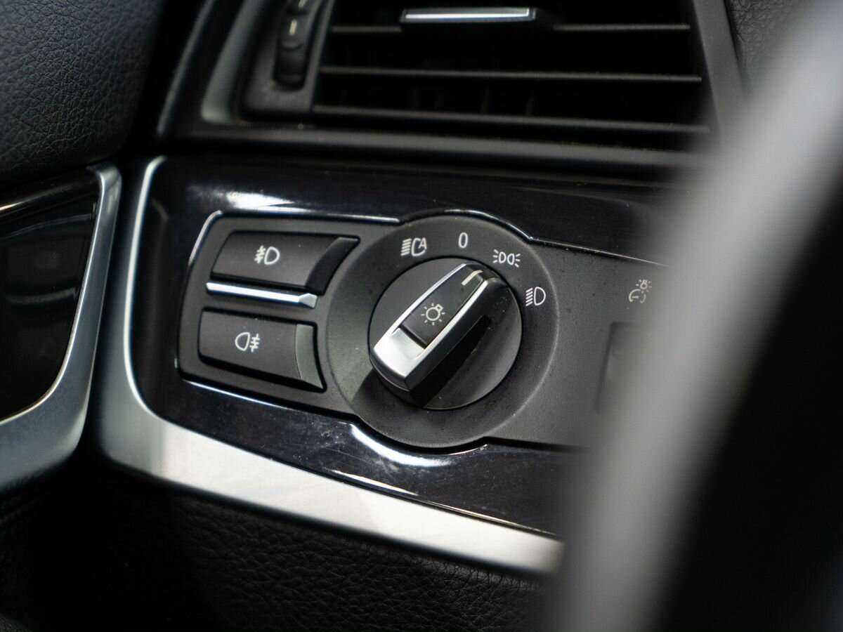 БМВ 5 серии б/у, 2014, Автоматическая. Фото: #16