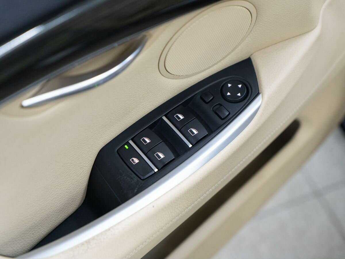 БМВ 5 серии б/у, 2014, Автоматическая. Фото: #14