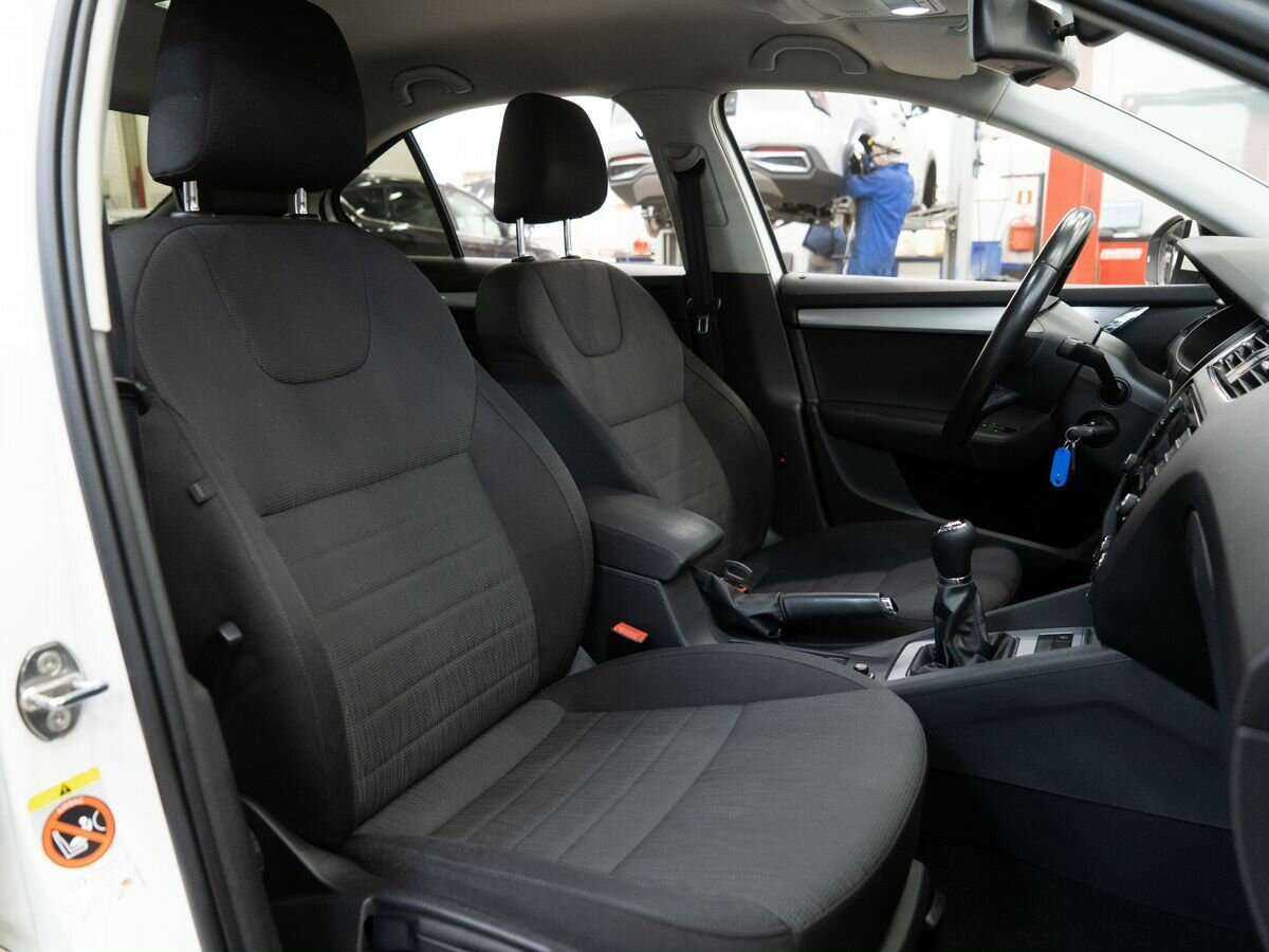 Шкода Октавия б/у, 2014, Механическая. Фото: #7