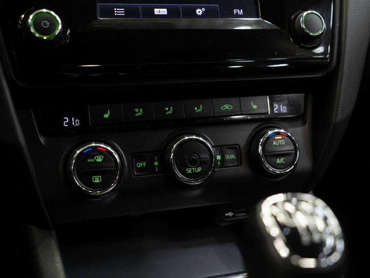 Шкода Октавия б/у, 2014, Механическая. Фото: #11