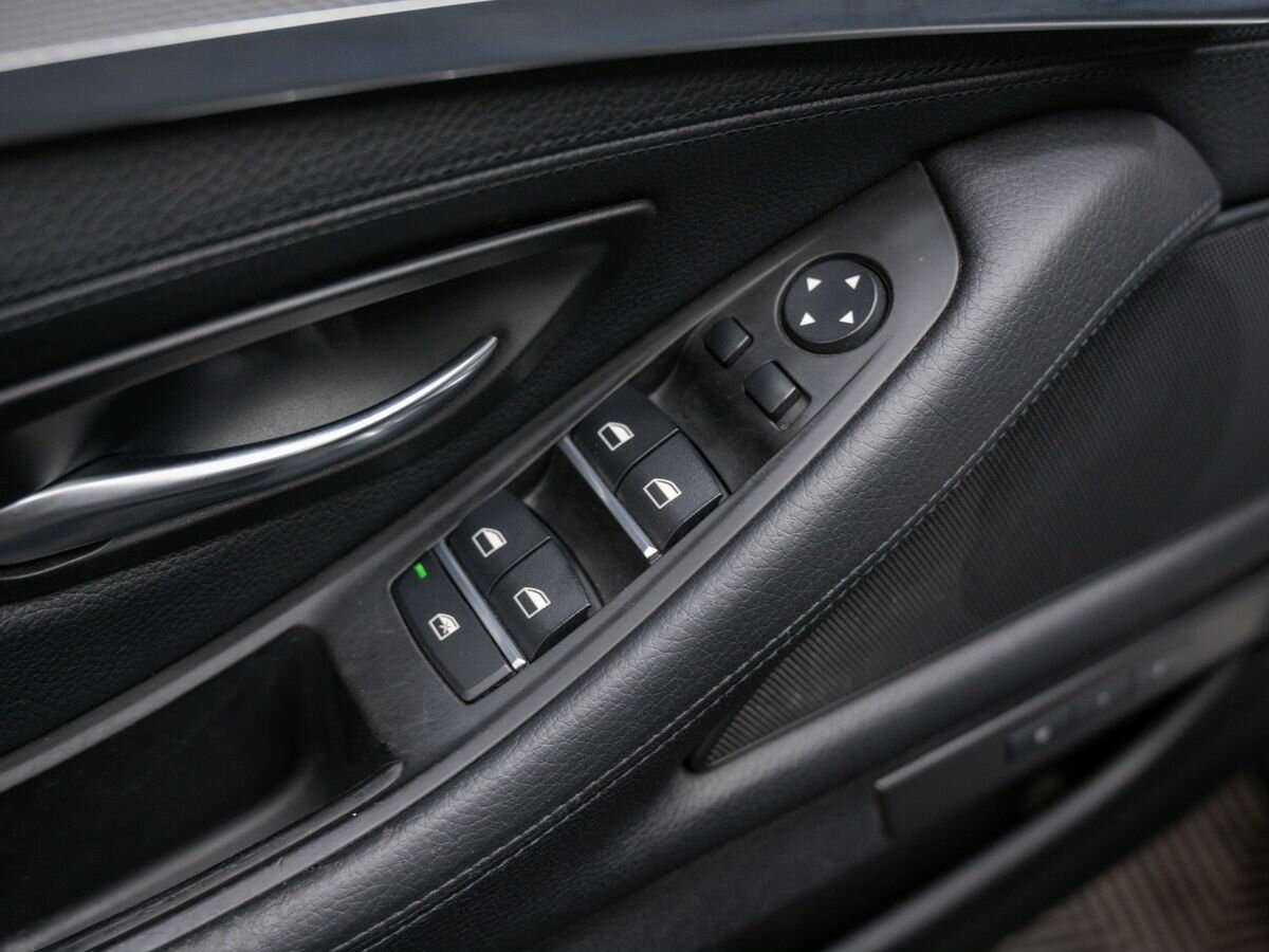 БМВ 5 серии б/у, 2014, Автоматическая. Фото: #11