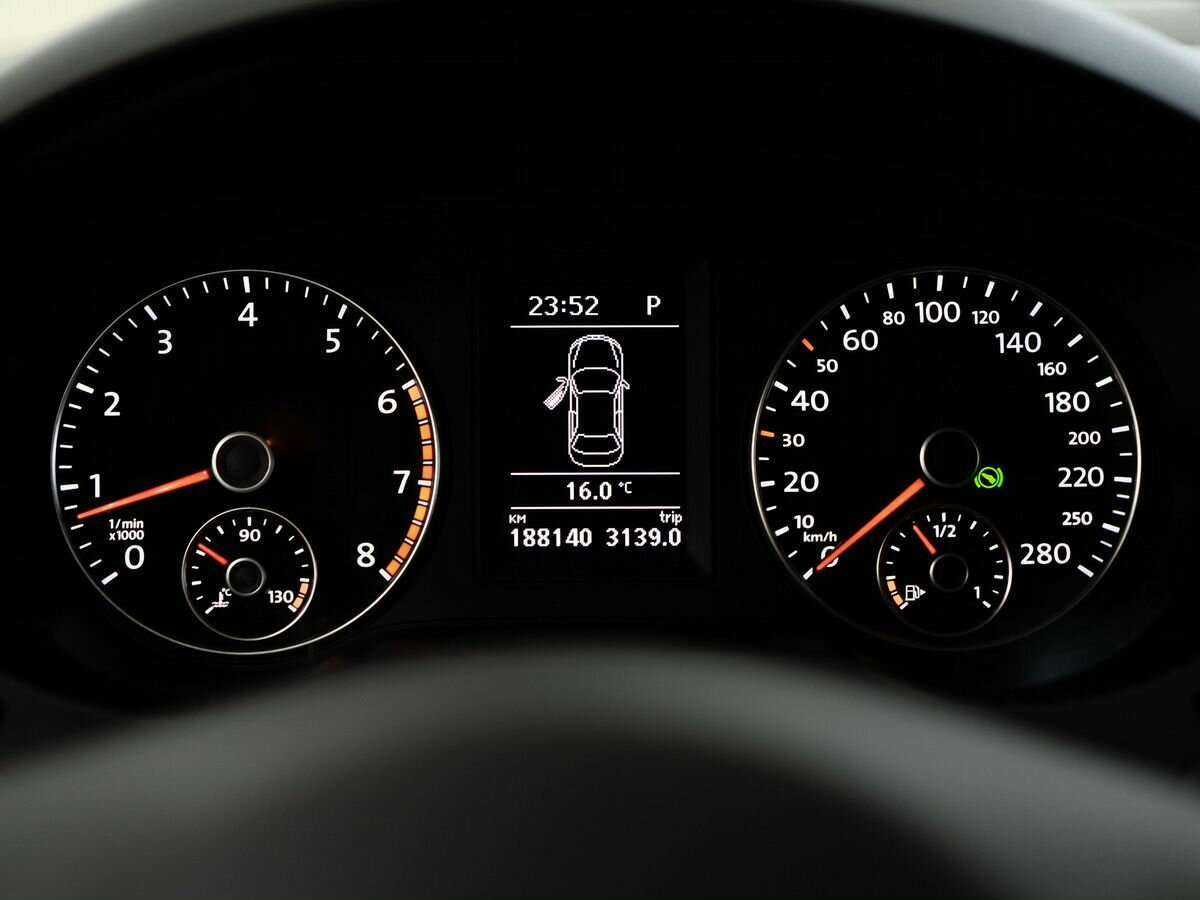 Volkswagen Jetta б/у, 2013, Автоматическая. Фото: #10