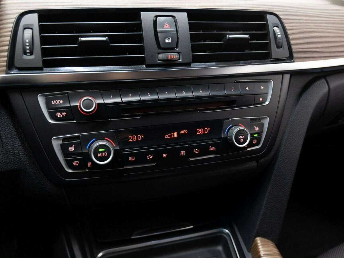 БМВ 3 серии б/у, 2012, Автоматическая. Фото: #15