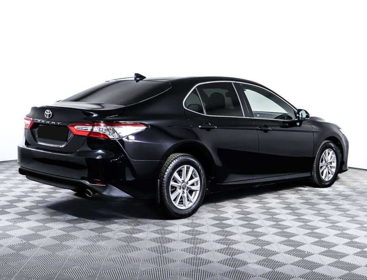 Тойота Камри б/у, 2020, Автоматическая. Фото: #1