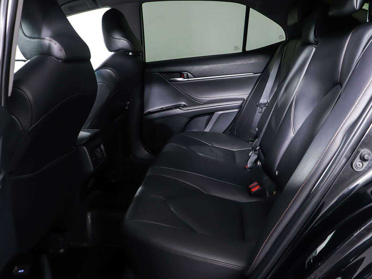 Тойота Камри б/у, 2020, Автоматическая. Фото: #4