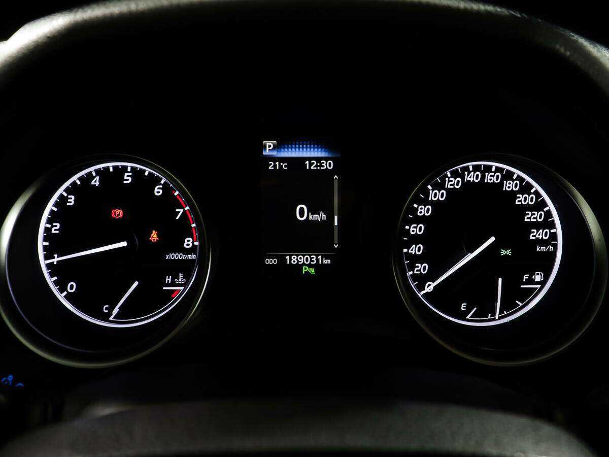 Тойота Камри б/у, 2020, Автоматическая. Фото: #8