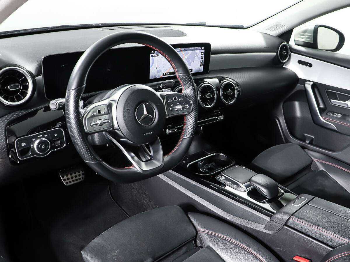 Mercedes-Benz A-Класс б/у, 2019, Роботизированная. Фото: #12