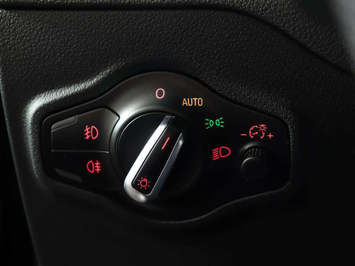 Ауди К5 б/у, 2016, Автоматическая. Фото: #21