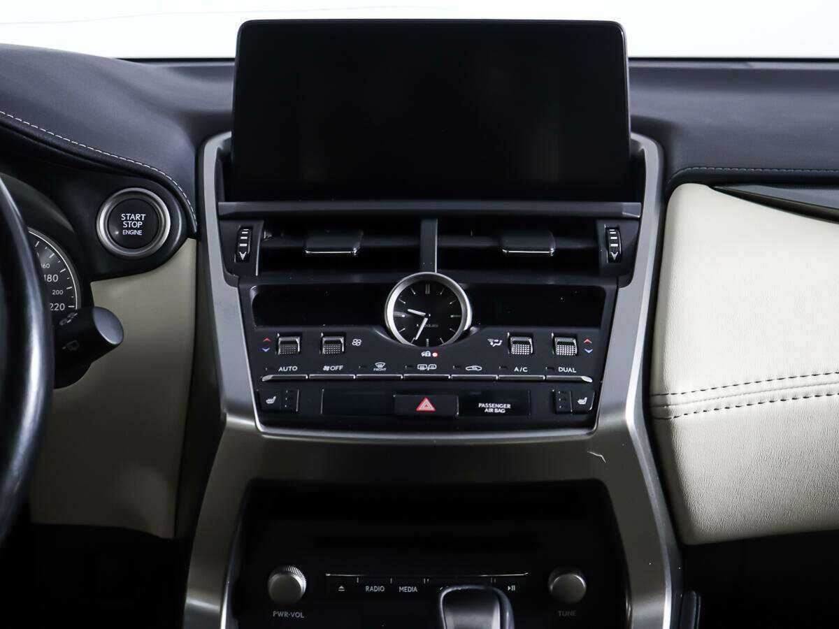 Lexus NX б/у, 2017, Вариатор. Фото: #11