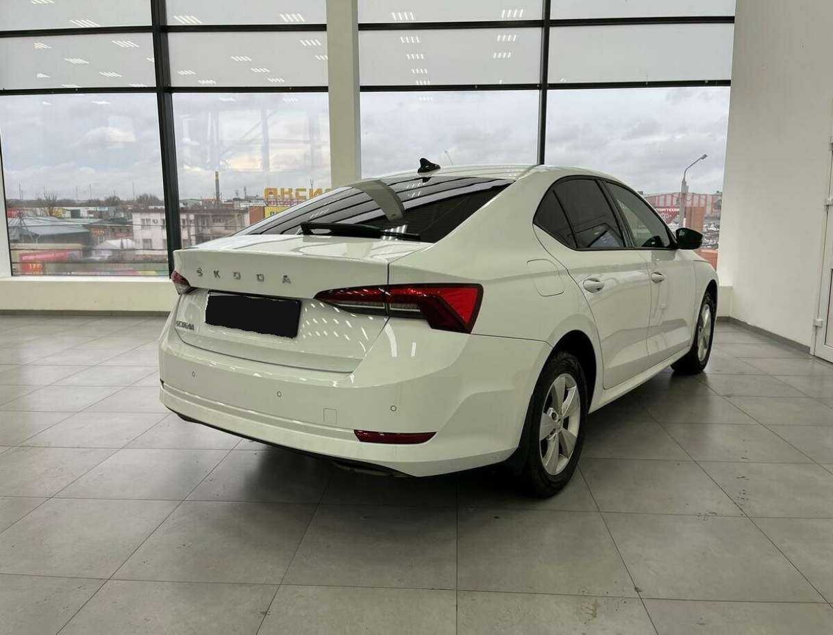 Шкода Октавия б/у, 2021, Автоматическая. Фото: #4