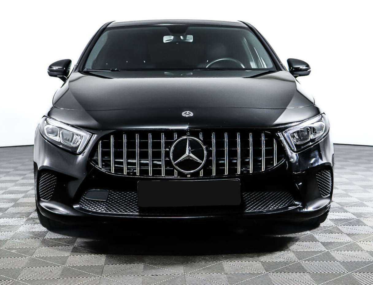 Mercedes-Benz A-Класс б/у, 2019, Роботизированная. Фото: #1