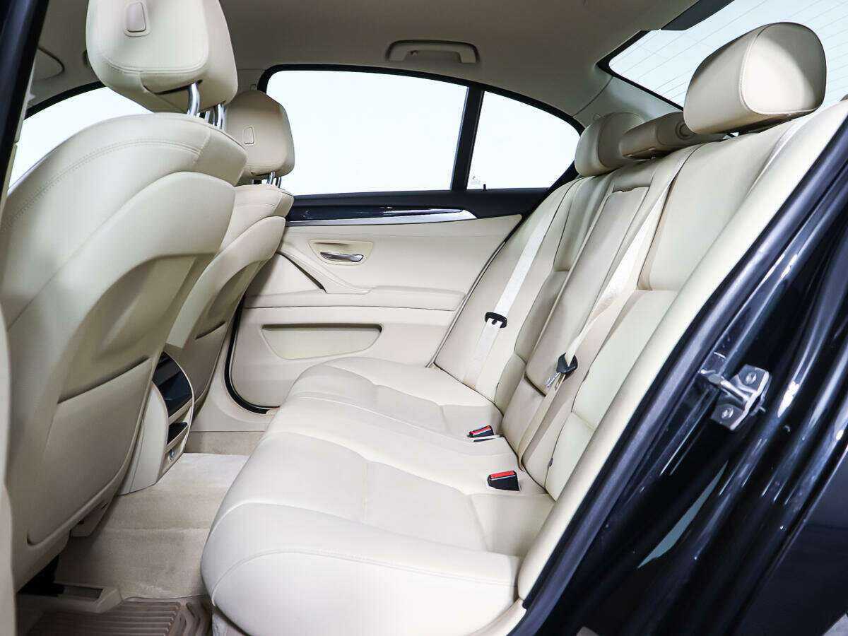 БМВ 5 серии б/у, 2014, Автоматическая. Фото: #9