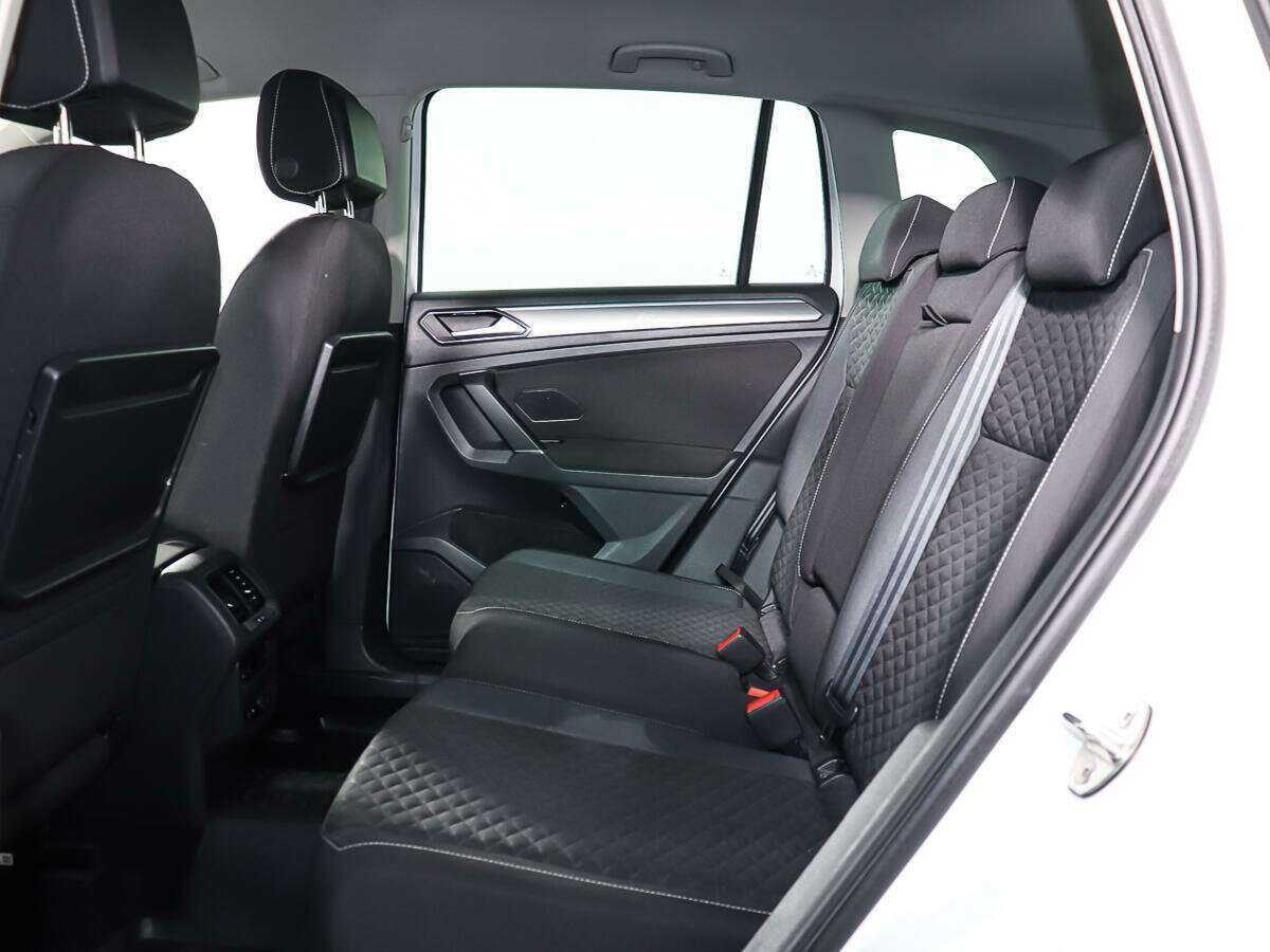 Volkswagen Tiguan б/у, 2018, Роботизированная. Фото: #9