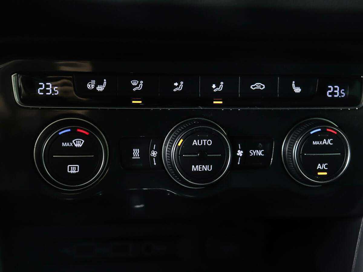 Volkswagen Tiguan б/у, 2018, Роботизированная. Фото: #15