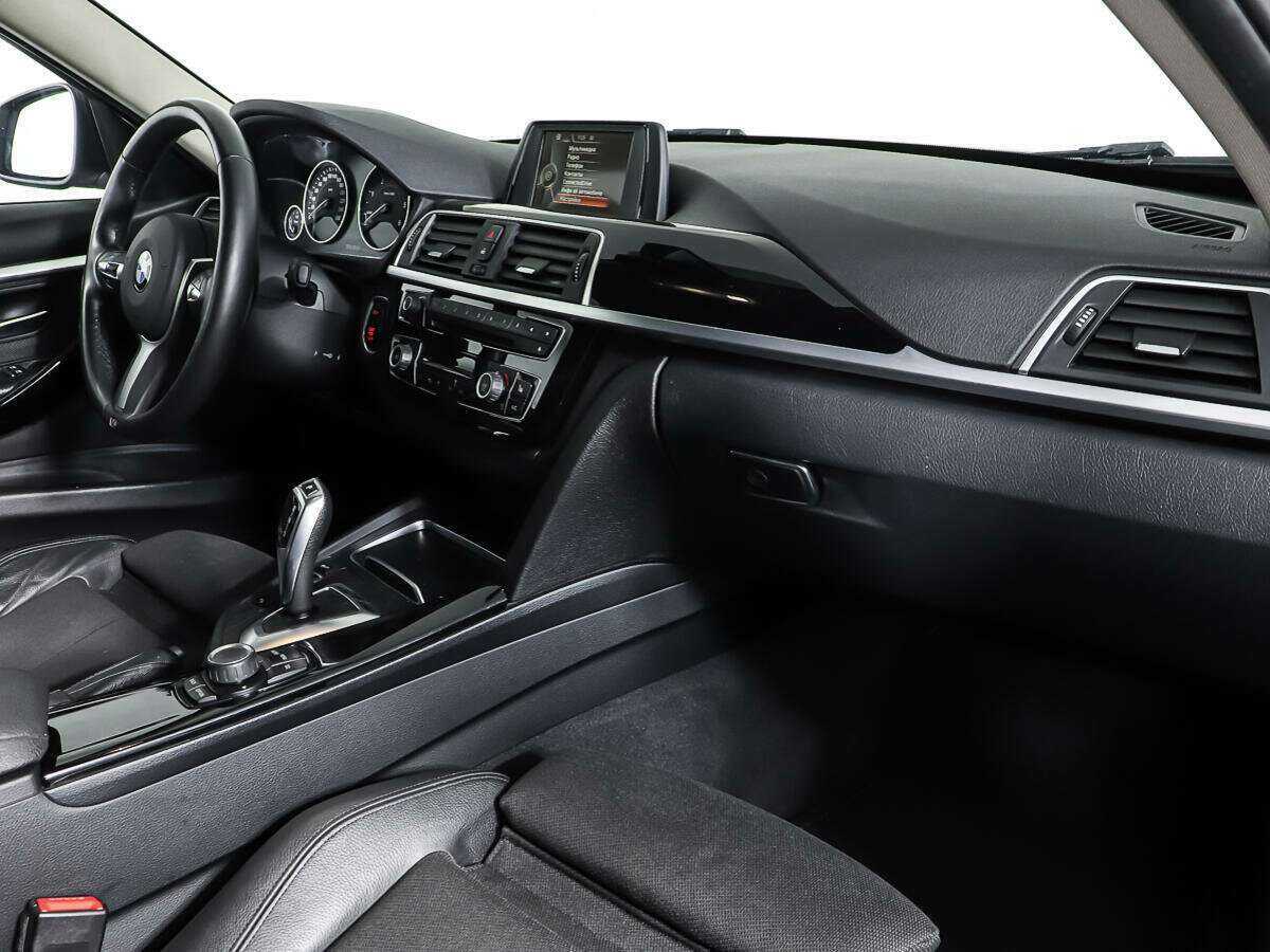 БМВ 3 серии б/у, 2016, Автоматическая. Фото: #8