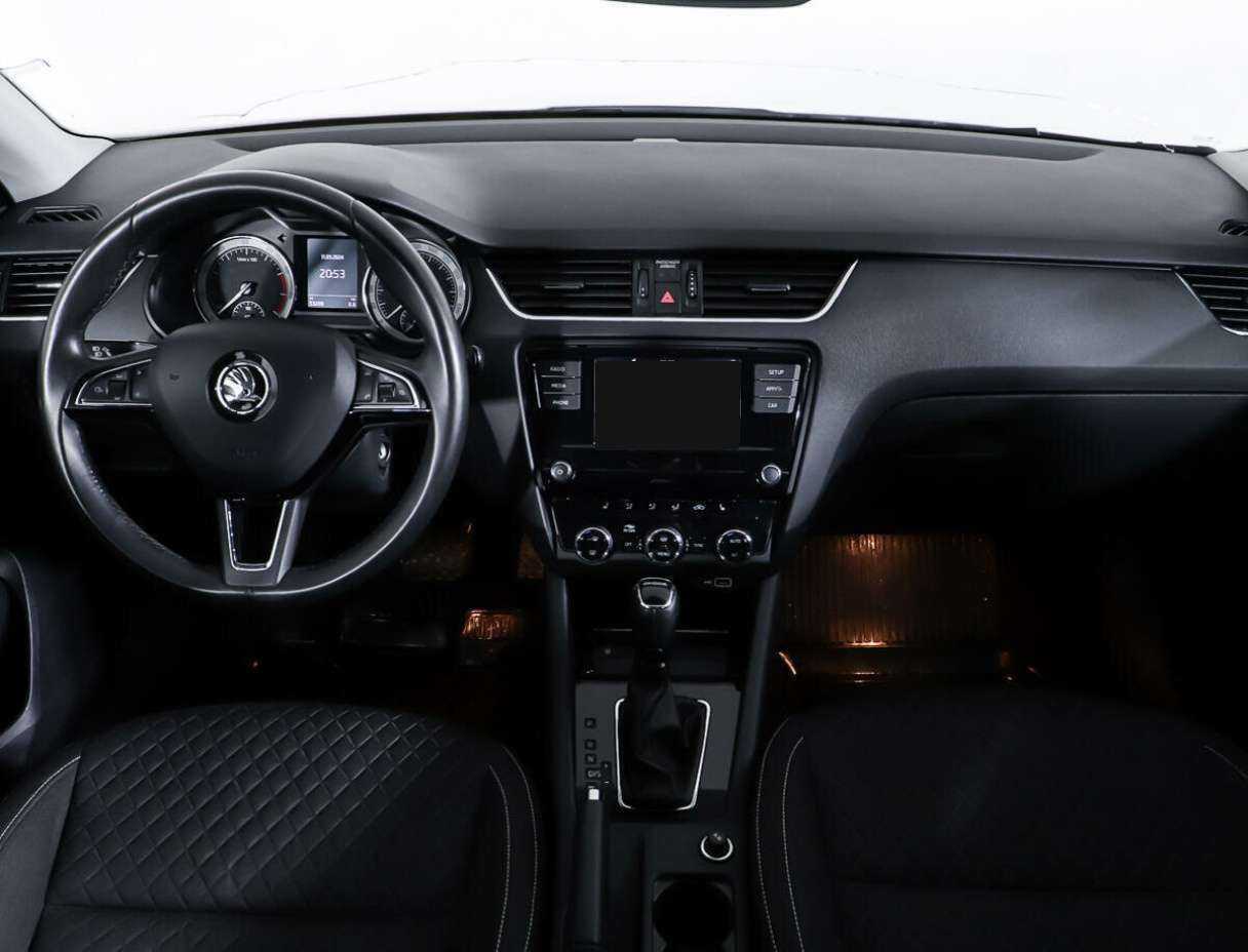 Шкода Октавия б/у, 2018, Автоматическая. Фото: #11