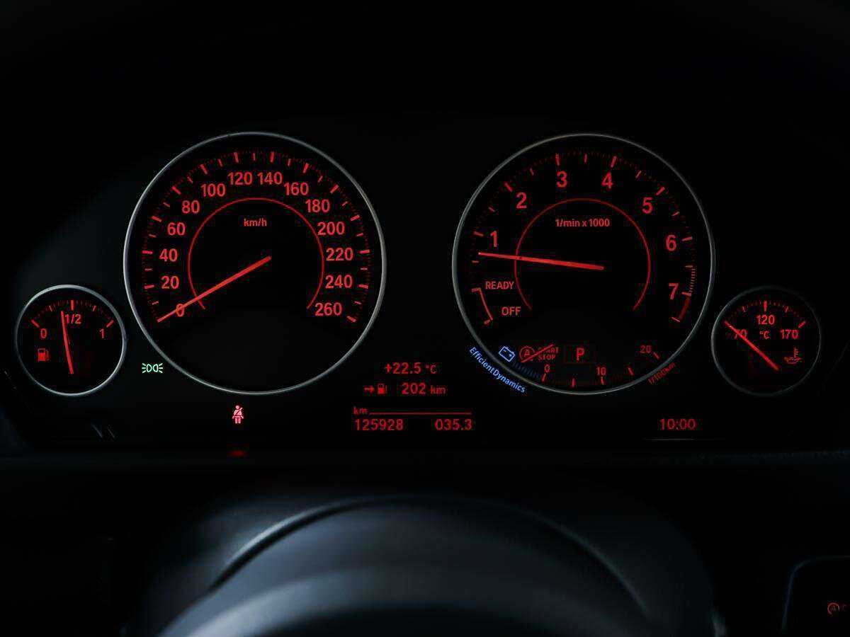 BMW 3 серии б/у, 2017, Автоматическая. Фото: #13