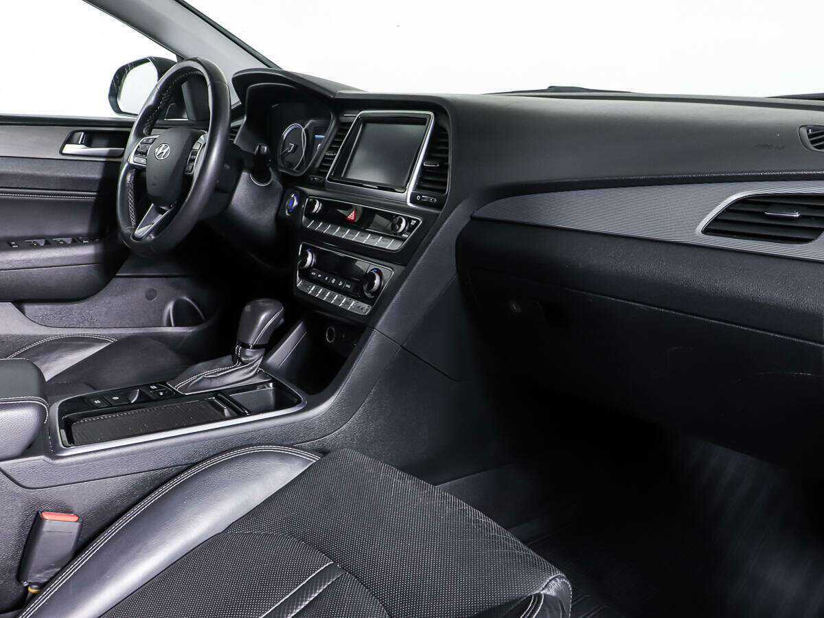 Hyundai Sonata б/у, 2017, Автоматическая. Фото: #8