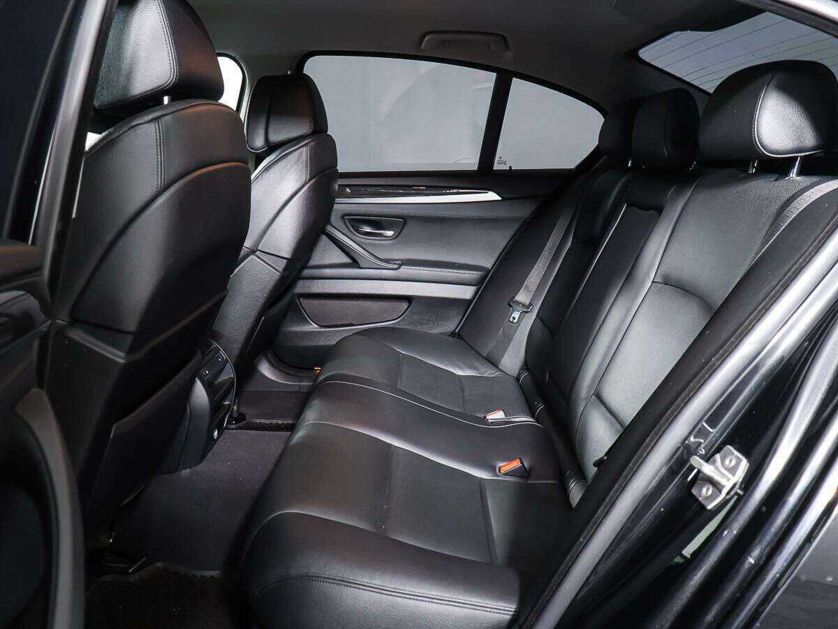 БМВ 5 серии б/у, 2012, Автоматическая. Фото: #9