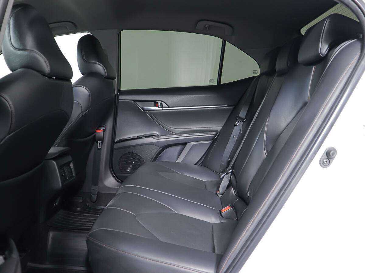 Тойота Камри б/у, 2018, Автоматическая. Фото: #9