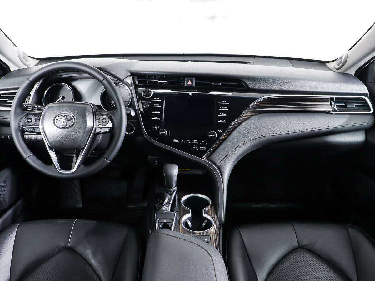 Тойота Камри б/у, 2018, Автоматическая. Фото: #10