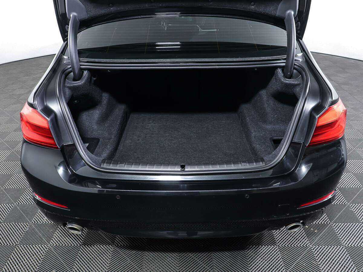 БМВ 5 серии б/у, 2017, Автоматическая. Фото: #9