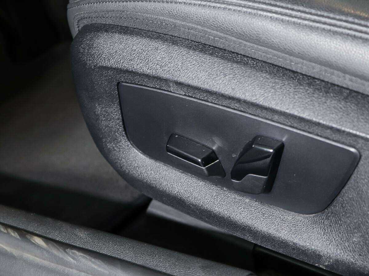 БМВ 5 серии б/у, 2017, Автоматическая. Фото: #19