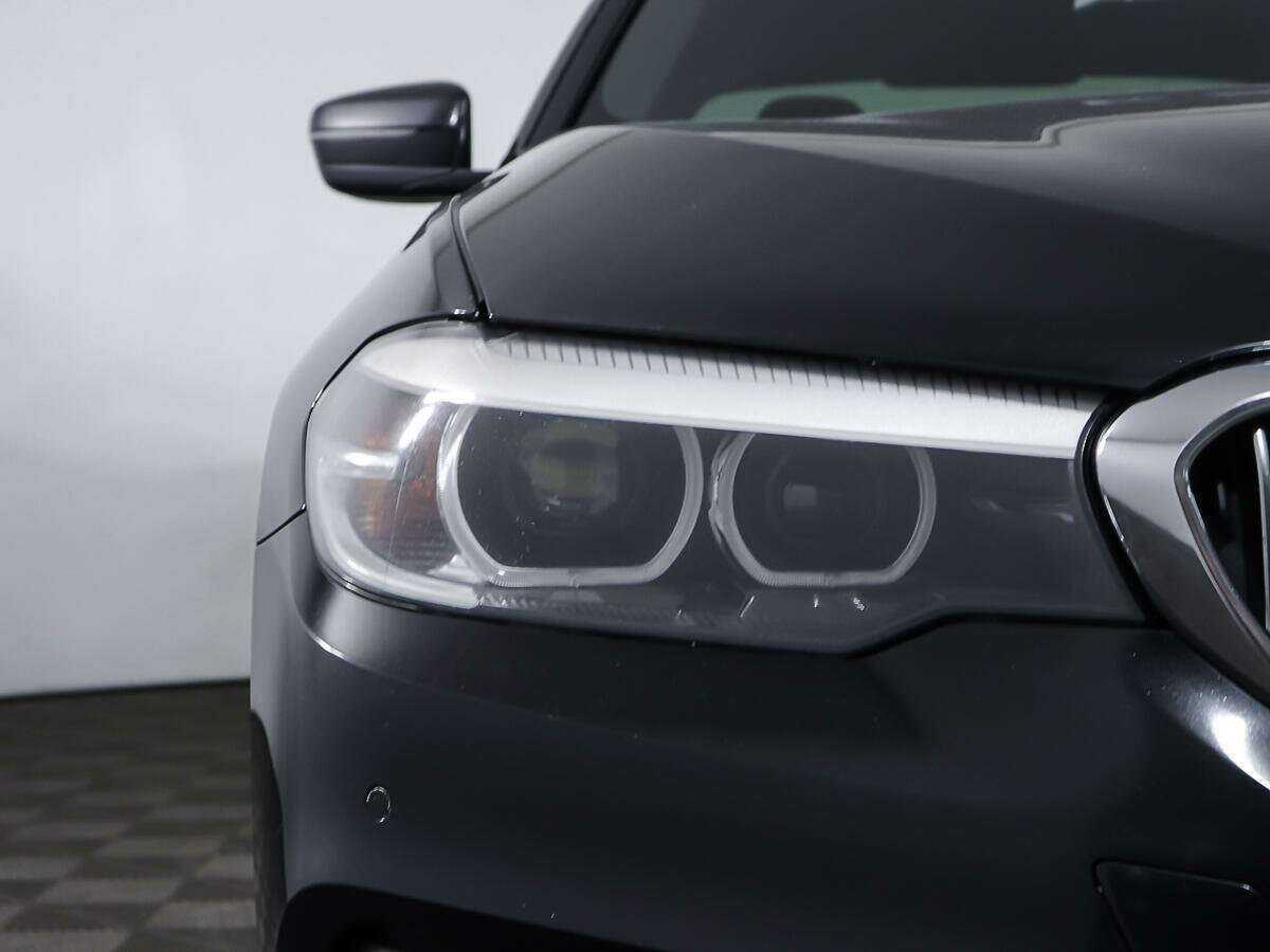 БМВ 5 серии б/у, 2017, Автоматическая. Фото: #24