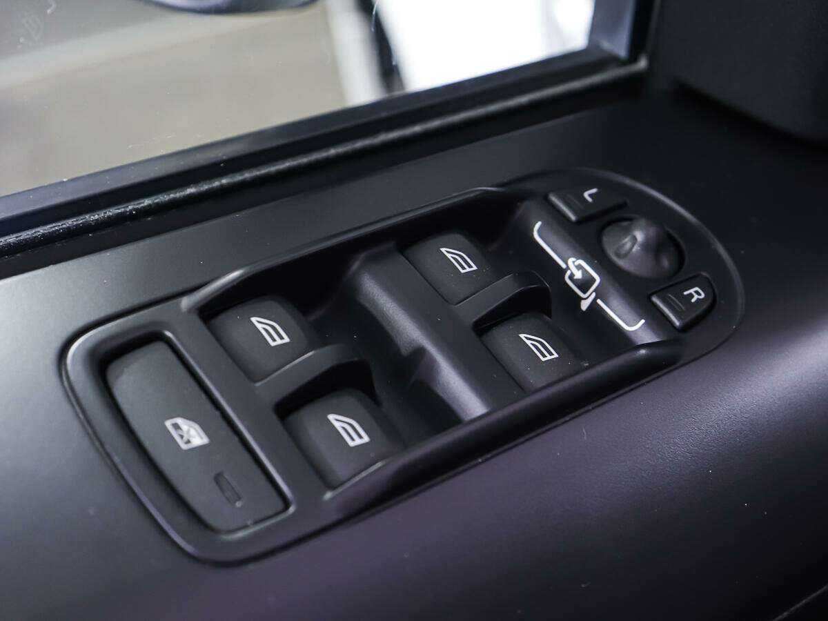 Лэнд Ровер Фрилендер б/у, 2012, Автоматическая. Фото: #16