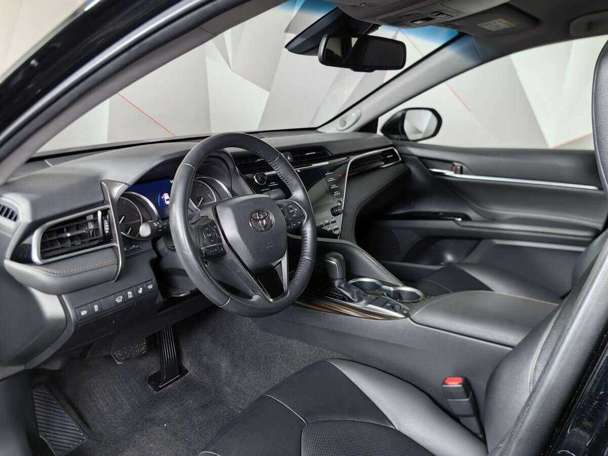 Toyota Camry б/у, 2020, Автоматическая. Фото: #12