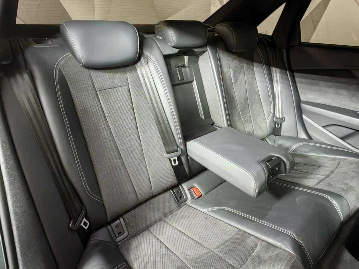 Ауди А4 б/у, 2018, Роботизированная. Фото: #12