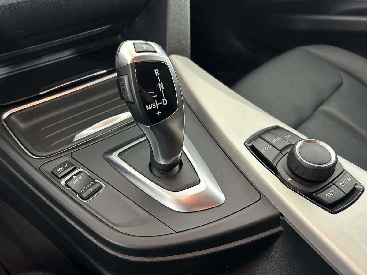 БМВ 3 серии б/у, 2014, Автоматическая. Фото: #12