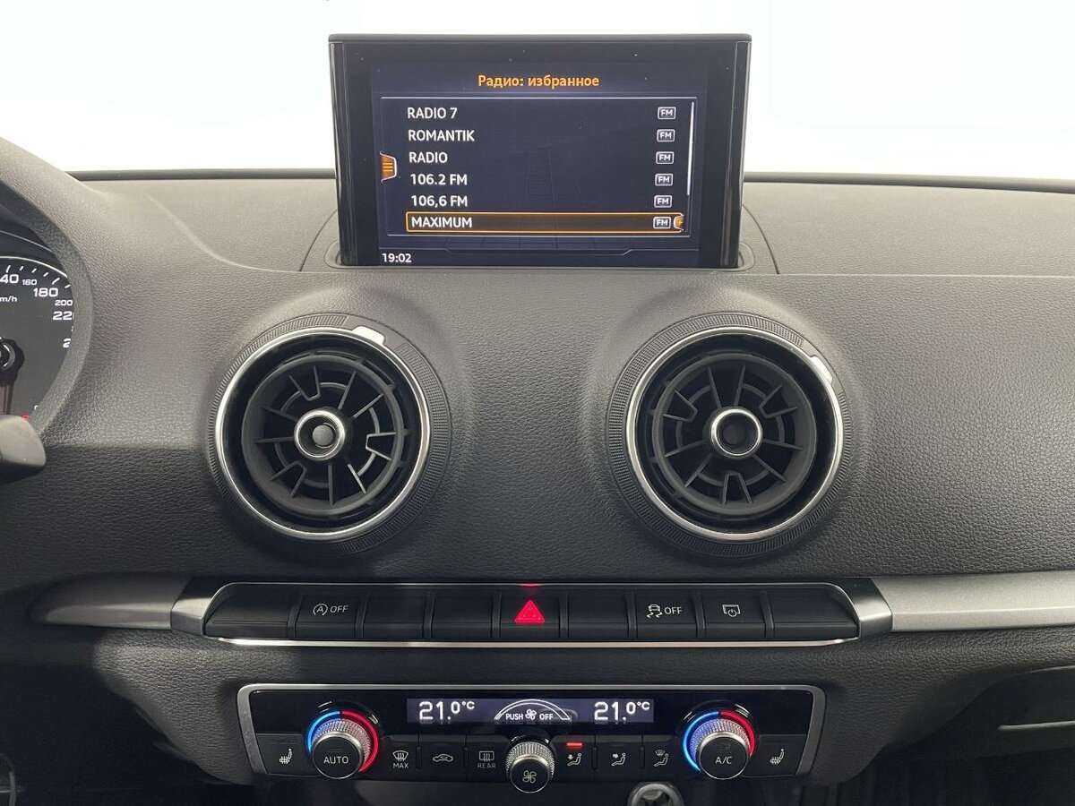 Ауди А3 б/у, 2018, Роботизированная. Фото: #11