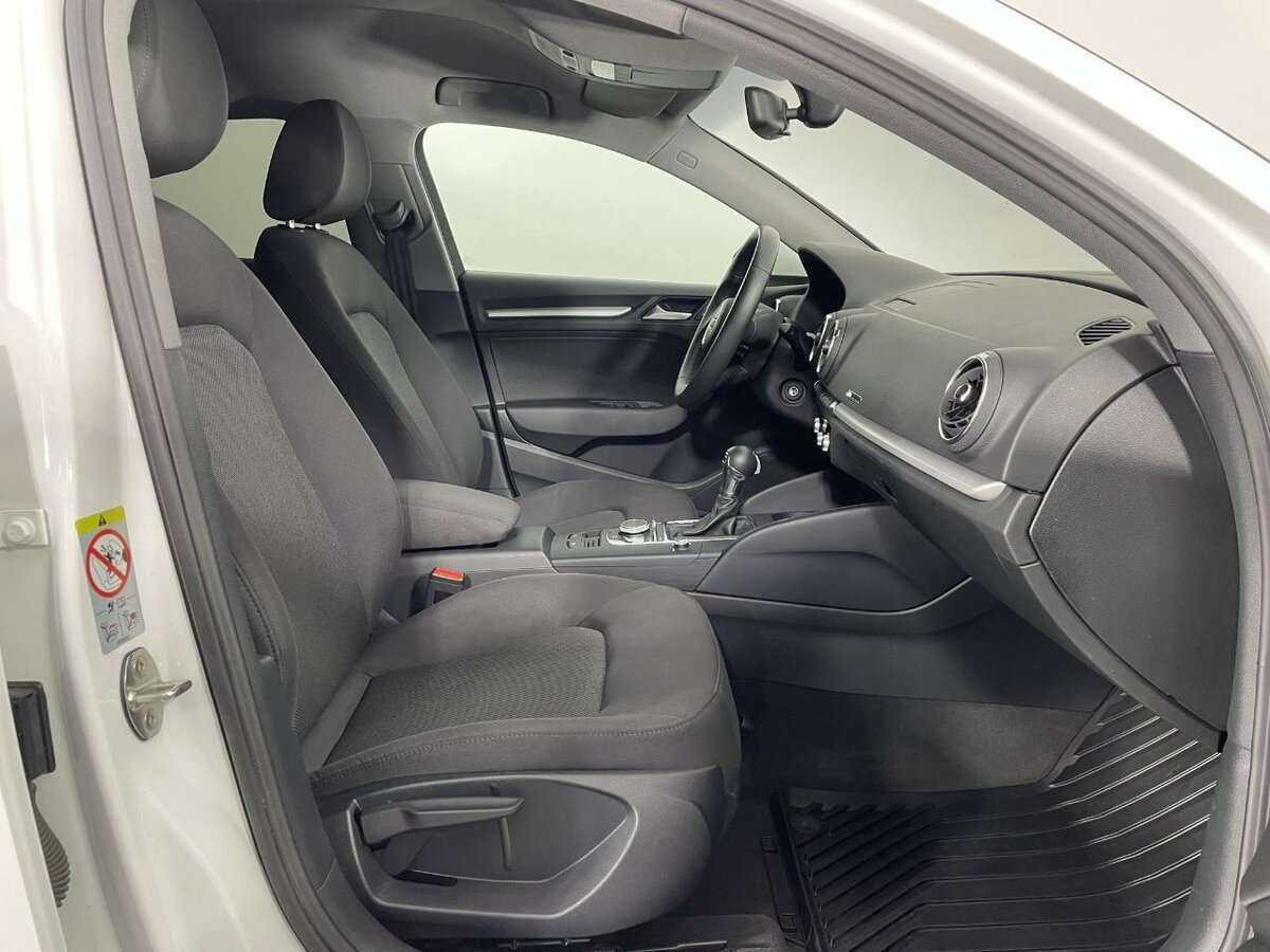 Ауди А3 б/у, 2018, Роботизированная. Фото: #13