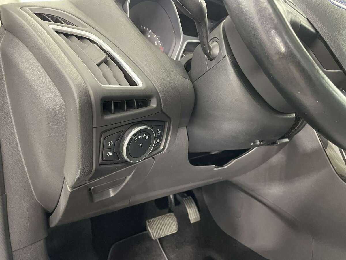 Форд Фокус б/у, 2017, Автоматическая. Фото: #8