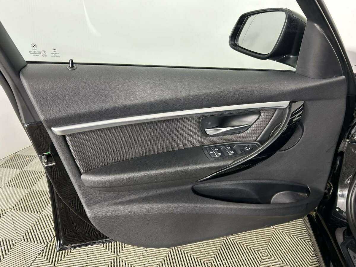 БМВ 3 серии б/у, 2016, Автоматическая. Фото: #7