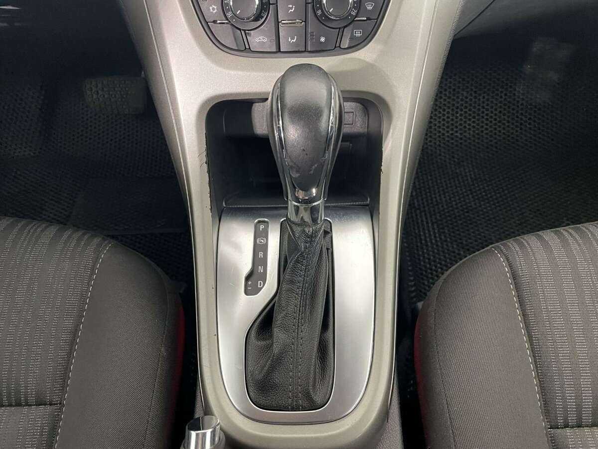 Опель Астра б/у, 2012, Автоматическая. Фото: #12