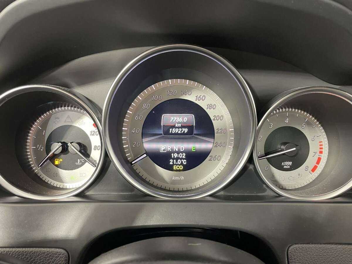 Мерседес-Бенц Ц-Класс б/у, 2012, Автоматическая. Фото: #10